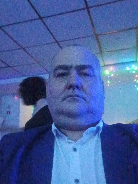 Владимир, Россия, Пермь, 51 год. Познакомлюсь с женщиной для любви и серьезных отношений.Овен, двое детей, без брака, жил 25 лет с сожительницей, дети живут отдельно! Работаю водителем, на 