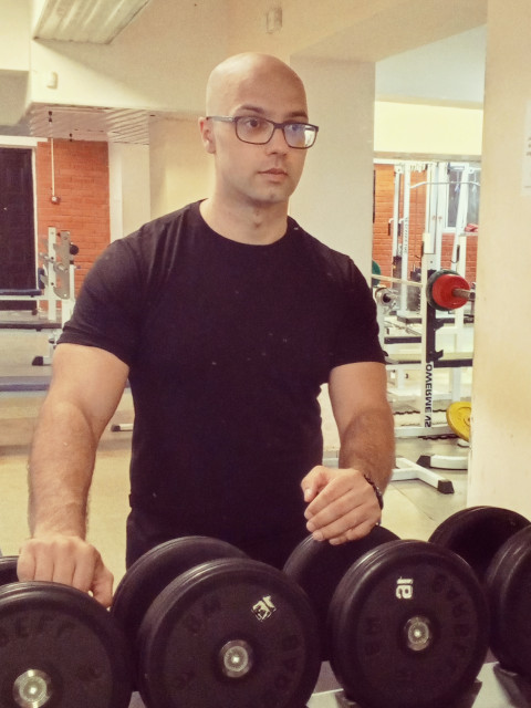 Саша, Россия, Петрозаводск, 32 года. Познакомлюсь с женщиной для дружбы и общения.Войду вашу семью
Заботливый, работящий, ответственный