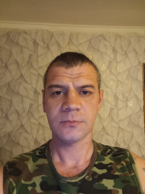 Вячеслав, Россия, Санкт-Петербург, 41 год. Он ищет её: Познакомлюсь с женщиной для любви и серьезных отношений, дружбы и общения. Анкета 833360. 