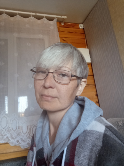 Евгения, Россия, Иркутск, 43 года, 1 ребенок. Познакомлюсь с мужчиной для любви и серьезных отношений.Люблю природу и огород.