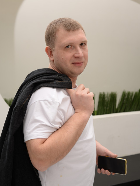 Андрей, Москва, м. Севастопольская, 40 лет, 1 фото. Ищу ту, с кем захочется забыть о времени. Ту, в ком увижу отражение своей души, но с оттенком неповторимой...  Анкета 833449. 