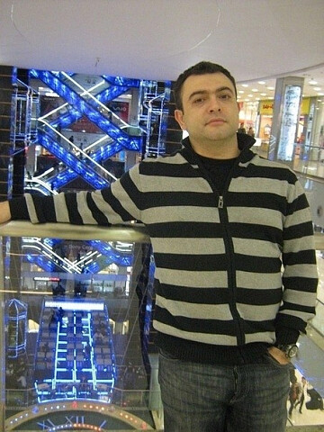 Алиев Ильхам, Азербайджан, Баку, 50 лет, 1 фото. Ищу: Спокойную и мягкую.  Анкета 833635. 