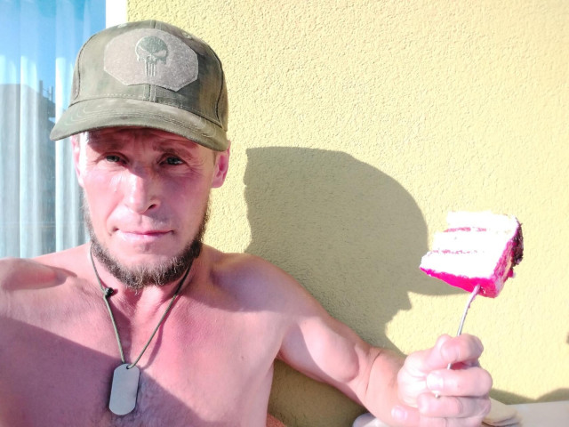 Михаил, Россия, Донецк, 47 лет. Познакомлюсь с женщиной для любви и серьезных отношений, брака и создания семьи, воспитания детей, рРусский, спорт тел 47 лет, работящий, автомеханик.