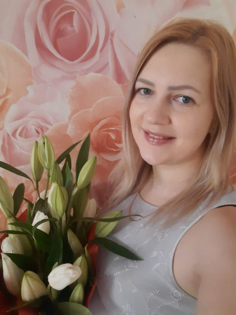 Анастасия, Россия, Ижевск, 32 года, 4 ребенка. Познакомлюсь с мужчиной для любви и серьезных отношений, брака и создания семьи, воспитания детей, рРазведена уже давненько, живу 1 с детьми четверо детей. Хотела бы найти достойного мужчину. 