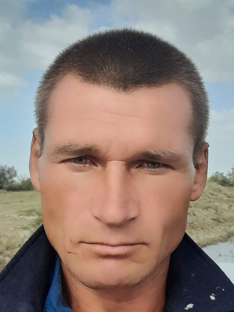 Игорь, Россия, Казань, 45 лет. Познакомлюсь с женщиной для любви и серьезных отношений.Нравится жить весёлый, общительный, адекватный разносторонние интересы