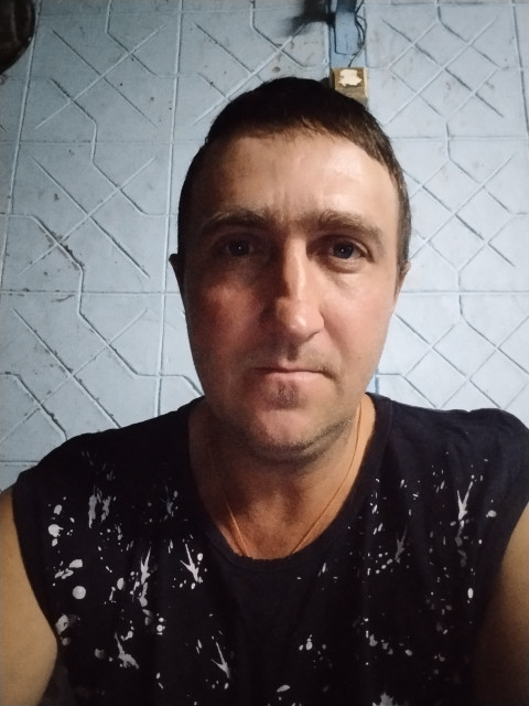 Олег, Клетская, 43 года, 2 фото. Познакомлюсь с женщиной для любви и серьезных отношений, брака и создания семьи, воспитания детей, рождения...  Анкета 833928. 