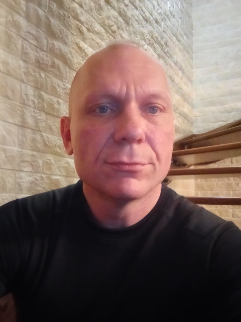 Макс, Москва, 45 лет, 1 ребенок, 3 фото. Познакомлюсь с женщиной для гостевого брака, воспитания детей.  Анкета 834116. 