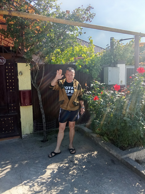 Максим, Россия, Анапа, 41 год. Познакомлюсь с женщиной для любви и серьезных отношений. Анкета 834184. 