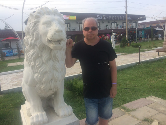 Андрей, Россия, Дубна, 53 года, 1 ребенок. Познакомлюсь с женщиной для любви и серьезных отношений, брака и создания семьи, воспитания детей. ХЯ-Андрей, мне 53 года, живу в Московской области