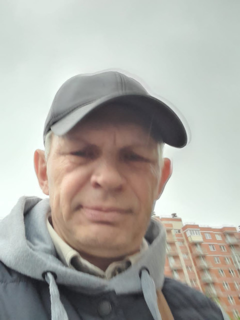 Олег, Россия, Санкт-Петербург, 53 года, 1 ребенок. Познакомлюсь с женщиной для любви и серьезных отношений, брака и создания семьи.При встрече обо всём.
