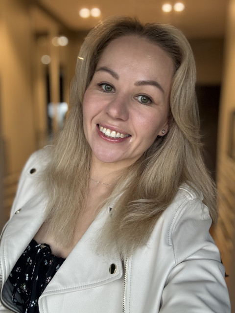 Лилия, Россия, Москва, 42 года, 1 ребенок. Хочу найти Как бы банально не звучало, но все начинается с общения.Работаю бухгалтером-экономистом в компании по продаже и ремонту автозапчастей.