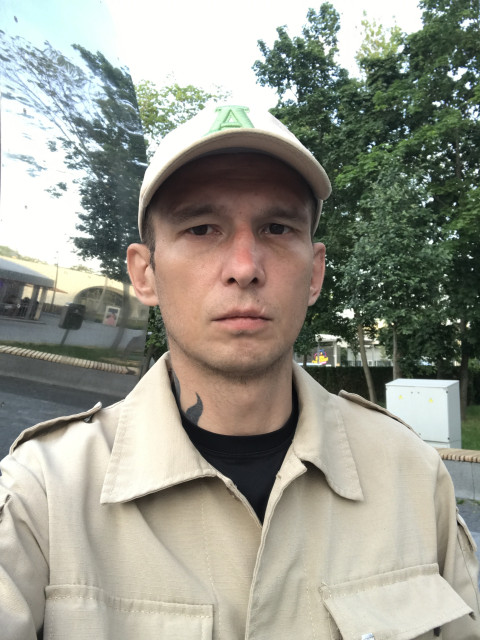 Олег, Москва, 36 лет, 1 ребенок, 1 фото. Познакомлюсь с женщиной для любви и серьезных отношений, брака и создания семьи, воспитания детей, рождения...  Анкета 834918. 