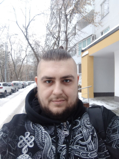 Николай(Mun), Москва, 37 лет, 5 фото. Он ищет её: женщину для дружбы и общения.  Анкета 835080. 