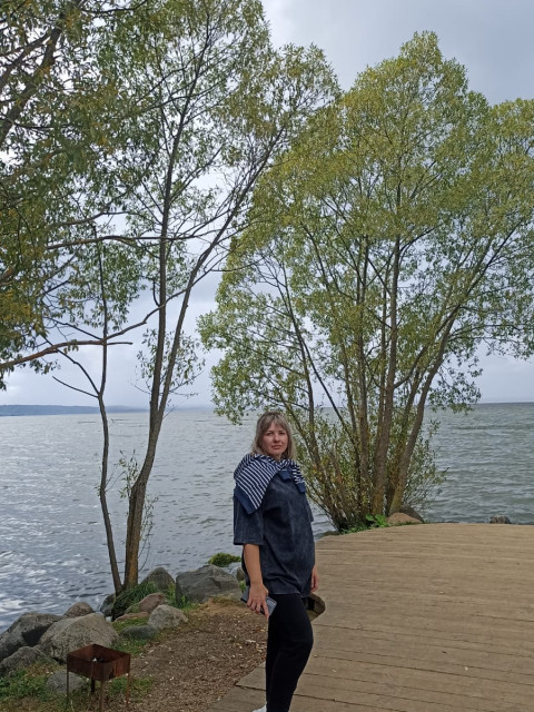 Светлана, Россия, Москва, 41 год, 1 ребенок. Познакомлюсь с мужчиной для крепких долгих отношений и созданием семьи. 
С вредной привычкой курю....  Анкета 835249. 