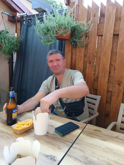 Александр, Польша, Познань, 49 лет, 2 ребенка. Познакомлюсь с женщиной для любви и серьезных отношений, брака и создания семьи, воспитания детей, р Анкета 835429. 