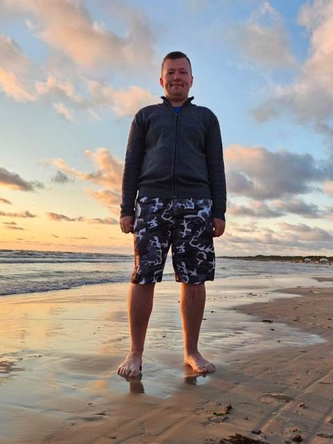 Rolandas, Литва, Вильнюс, 23 года. Познакомлюсь с девушкой для любви и серьезных отношений, брака и создания семьи, воспитания детей, рДоброго дня всем. Я молодой парень, уже работаю. Сам по характеру спокойный, приятный, весёлый и оче