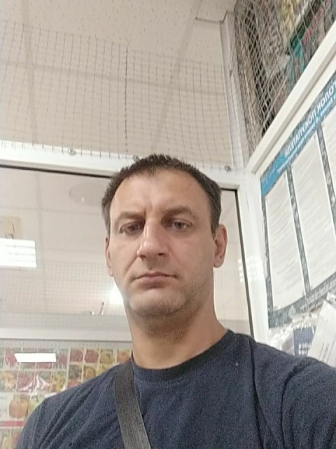 Vladsavichev111, Россия, Симферополь, 41 год. Познакомлюсь с женщиной для любви и серьезных отношений, брака и создания семьи, гостевого брака, воПривет! Меня зовут Влад. Я никогда не был в браке, у меня нет своих детей, но я открыт к созданию тё