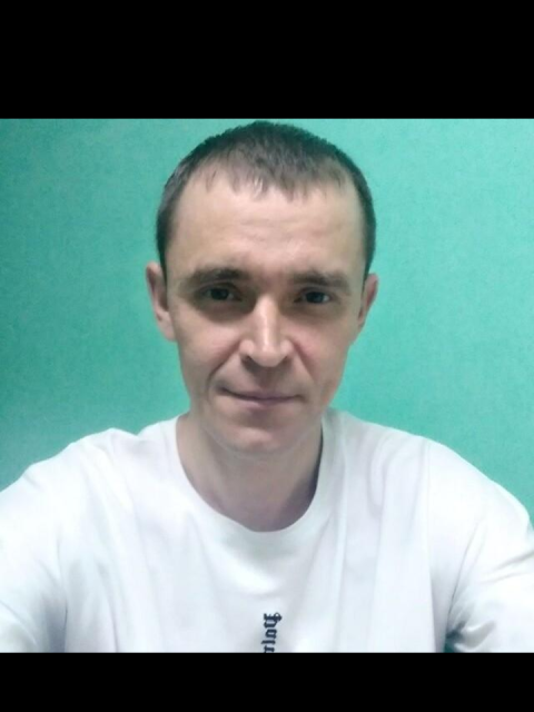 Юрий, Россия, Саратов, 42 года. Познакомлюсь с женщиной для любви и серьезных отношений.Верный, честный, ответственный,заботливый!!!