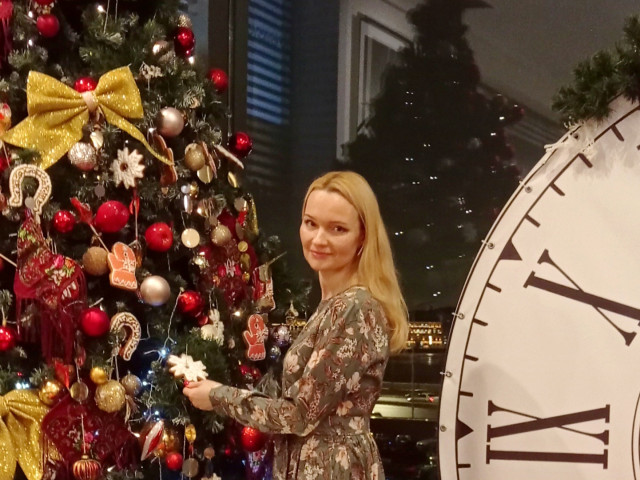 Наталья, Россия, Санкт-Петербург, 43 года, 1 ребенок. Познакомлюсь с мужчиной для серьёзных отношений. 
Дорогие мужчины, в условиях знакомств на сайта, пишите...  Анкета 835654. 