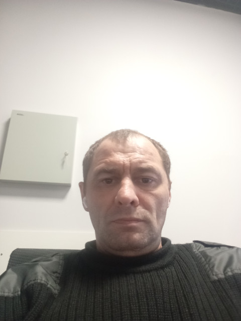 Андрей, Санкт-Петербург, 41 год, 2 ребенка, 1 фото. Познакомлюсь с женщиной для любви и серьезных отношений, дружбы и общения.  Анкета 835657. 