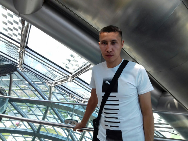 Нуржан, Казахстан, Астана. Фото на сайте ГдеПапа.Ру