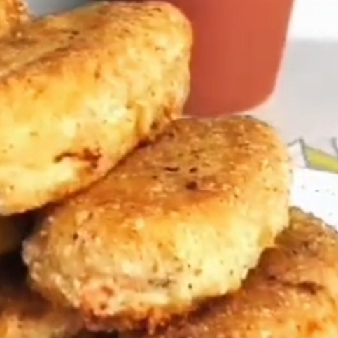 Котлетки из крабовых палочек....