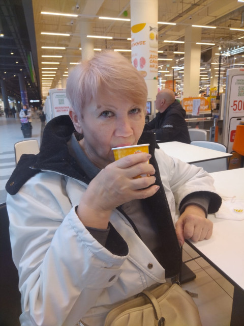 Елена, Москва, 61 год, 1 ребенок, 3 фото. Познакомлюсь с мужчиной для любви и серьезных отношений.  Анкета 836001. 