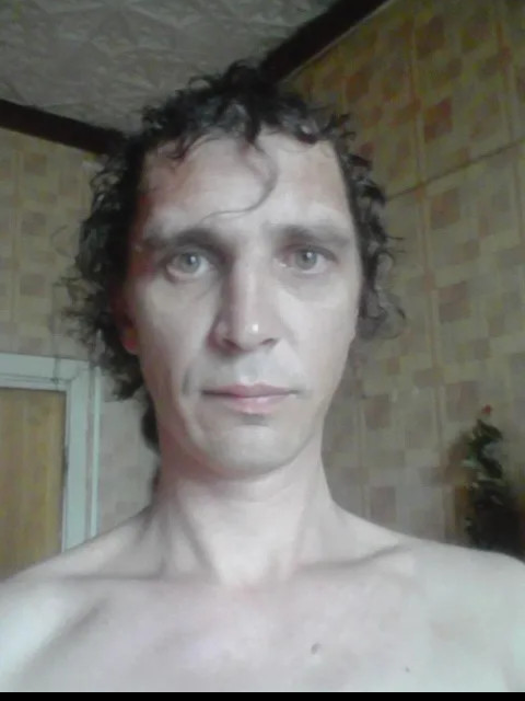 Вячеслав, Россия, Санкт-Петербург, 43 года. Познакомлюсь с женщиной для любви и серьезных отношений, дружбы и общения.Без гламура и понтов. Нормальный среднестат со своими плюсами и минусами. Много имел, много терял.