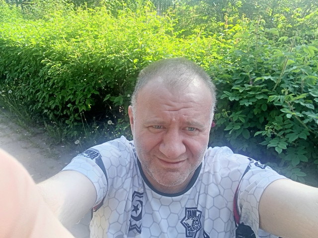 Сергей, Россия, Иркутск, 44 года, 2 ребенка. Познакомлюсь с женщиной для любви и серьезных отношений, брака и создания семьи.Нет обеих ног, оптимист)) протезы))