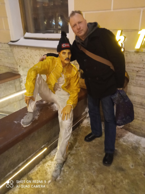 Дмитрий, Россия, Санкт-Петербург, 53 года. Познакомлюсь с женщиной для любви и серьезных отношений, дружбы и общения.Мужчина в самом рассвете сил, коренной Ленинградец, знающий что такое " булошная"... ) Не 