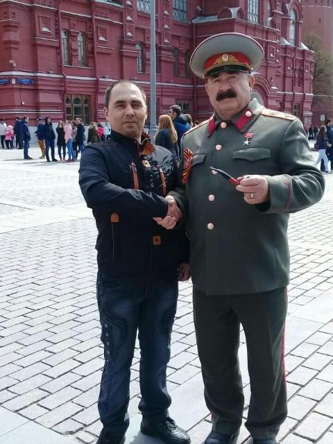 Кудайберген, Казахстан, Алматы, 47 лет. Познакомлюсь с женщиной для брака и создания семьи.Я работаю на доставке не пью не курю снимаю жильё так как своё нет характер спокойный весёлый ещё 20