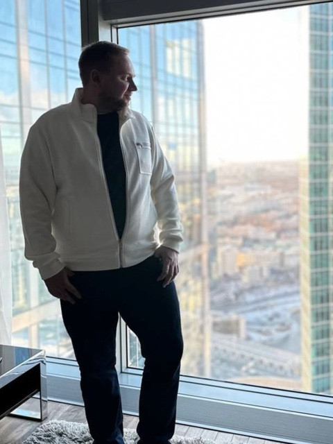 Сергей, Санкт-Петербург, м. Девяткино, 34 года, 1 ребенок. Познакомлюсь с женщиной для любви и серьезных отношений, брака и создания семьи, воспитания детей, рВысшее образование, разведен, не курю, к спиртному отношусь равнодушно, в свободное время хожу в