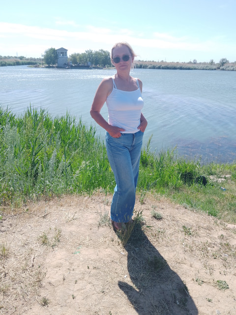 Татьяна, Россия, Москва, 56 лет, 2 ребенка. Хочу найти Родную душу.Москвичка, вдова, неконфликтна. 2 взрослых, самостоятельных детей.