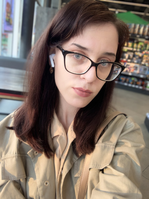 Полина, Москва, м. Лианозово, 31 год, 1 ребенок. Хочу найти Доброго, обязательно верующего, заботливого и умеющего любить человека для создания семьи. 
Только Верующая, православная, позитивная, в меру активная и верная. 
Люблю путешествия, прогулки, об