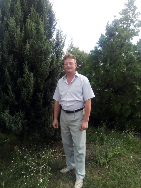 Сергей, Беларусь, Бобруйск, 38 лет. Познакомлюсь с женщиной для любви и серьезных отношений, брака и создания семьи, рождения совместныхГлубоко порядочный мужчина. Даа высших образования: 1. Инженер-строитель. 2. Экономист. Ищу порядочн