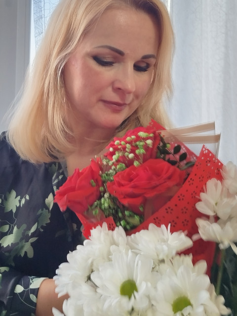 Анна, Россия, Архангельск, 45 лет, 1 ребенок. Хочу найти Теплого и близкого, спокойного и серьезного, любящего детейЯ за любовь, семью . и второго ребенка!