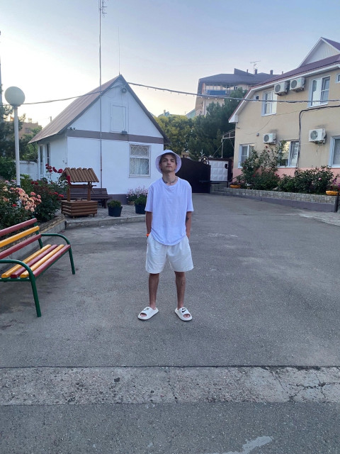 Александр Овечкин, Россия, Нижний Новгород, 22 года. Фанат хоккея,люблю животных,харизматичный