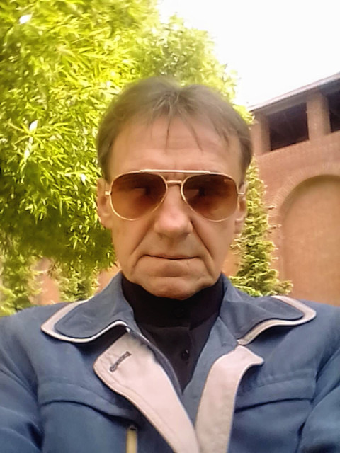 Сергей, Россия, Смоленск, 61 год. Познакомлюсь с женщиной для дружбы и общения.Рождённый в СССР . Этим все сказано