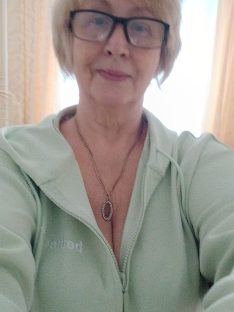 Мила Иванова, Россия, Москва, 61 год, 1 ребенок. Ищу: Мужчина 50-58 добрый, свободный, славянин или татарин для создания семьи, не храпящий не импотент.  Анкета 837475. 