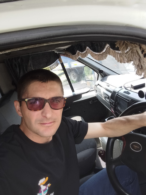 Сергей, Йошкар-Ола, 34 года, 2 ребенка, 1 фото. Он ищет её: женщину для любви и серьезных отношений, брака и создания семьи, рождения совместных детей.  Анкета 837490. 