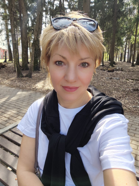 Елена, Красногорск, 46 лет, 1 ребенок, 3 фото. Познакомлюсь с самодостаточным мужчиной, с чувством юмора, лёгким на подъем, любящим путешествовать.,...  Анкета 838535. 