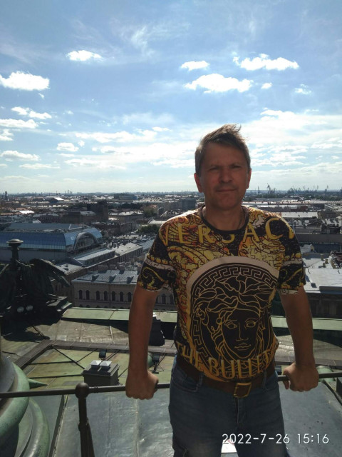 Виталий, Россия, Саратов, 51 год. Познакомлюсь с женщиной для любви и серьезных отношений, брака и создания семьи, воспитания детей, рС чувством юмора, добрый и заботливый. Хотел жить в семье с кучей ребятишек. Люблю туризм и бизнес, 