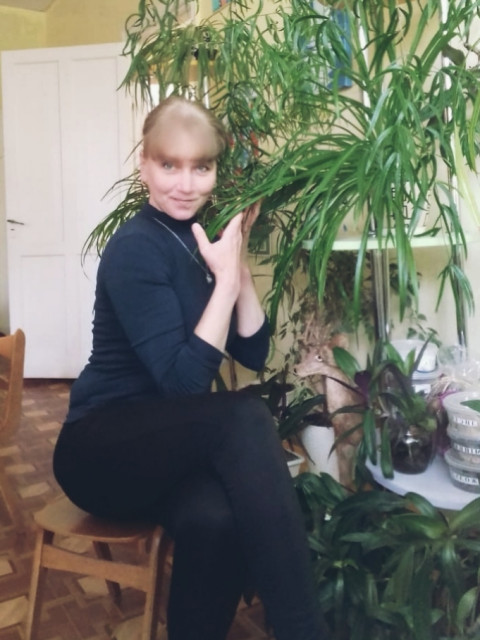 Алина, Москва, м. Кузнецкий мост, 54 года, 2 ребенка. Познакомлюсь с добрым, скромным, надёжным мужчиной, для создания крепких, гармоничных отношений.  Анкета 838665. 