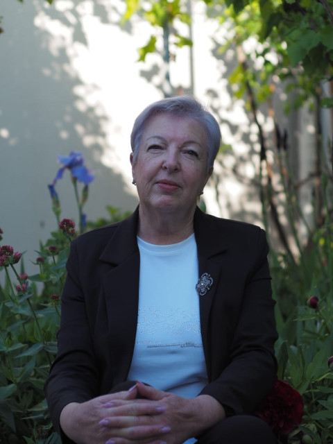 Ольга, Феодосия, 68 лет, 2 ребенка, 2 фото. Познакомлюсь с мужчиной для любви и серьезных отношений, брака и создания семьи, гостевого брака, дружбы...  Анкета 838668. 