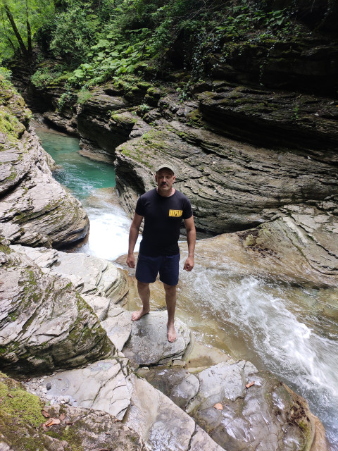 Александр, Россия, Краснодар, 53 года, 1 ребенок. Познакомлюсь с женщиной для любви и серьезных отношений, воспитания детей, рождения совместных детейЯ человек, который ведёт здоровый образ жизни и имеющий свое мировоззрение. В жизни ценю то что не к