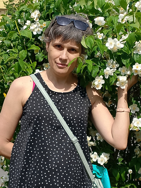 Ольга, Россия, Дзержинск, 49 лет, 1 ребенок. Познакомлюсь с мужчиной для любви и серьезных отношений.Мне 48 лет. Хотелось бы встретить свою половинку, надёжное крепкое плечо. По знаку зодиака Дева.