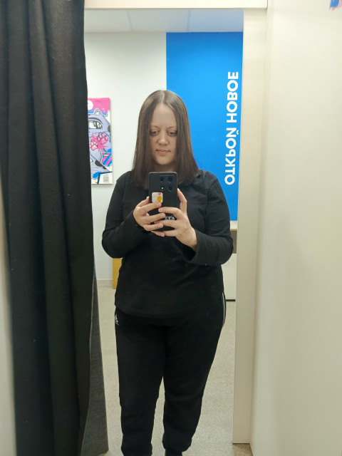 Мария, Москва, м. Бульвар Дмитрия Донского, 35 лет, 1 ребенок. Люблю гулять в парке 
люблю кататься самокате. 
 обожаю неспешные прогулки по вечернему городу с л