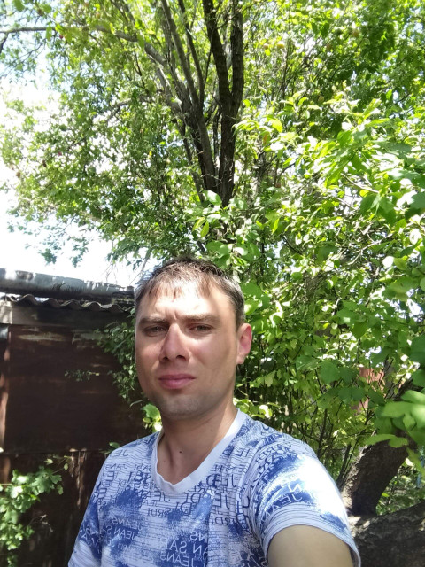 Дмитрий, Гвардейское, 33 года, 1 ребенок, 1 фото. Ищу: стройную роботящую любийщею  Анкета 839072. 