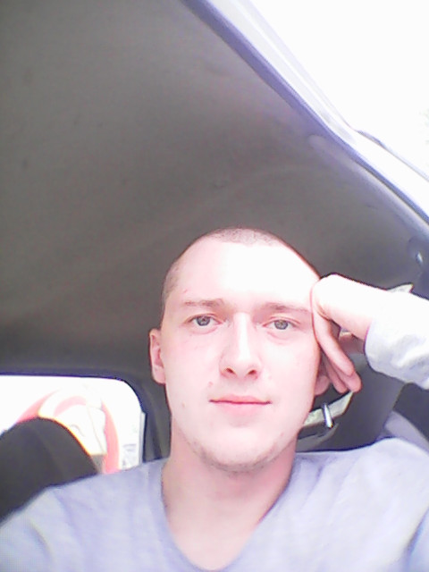 Илья, Россия, Москва, 37 лет. Познакомлюсь с женщиной для любви и серьезных отношений, брака и создания семьи, гостевого брака, воВсе при общении. Зачем тут писать?