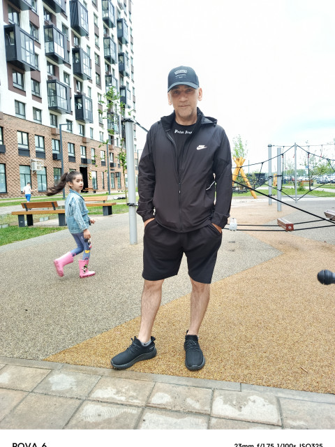 Артур, Москва, Домодедовская. Фото на сайте ГдеПапа.Ру